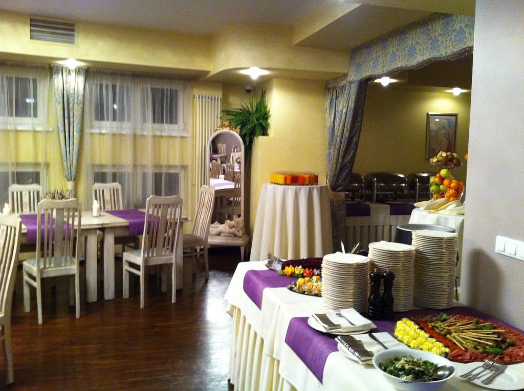 Via Appia Hotel Raszyn Exterior foto